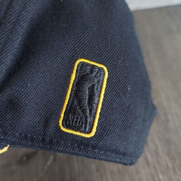 Adidas Los Angeles Lakers 210 Fitted Flex Hat 7 1/4 to 7 5/8 NBA Black - Picture 4 of 7